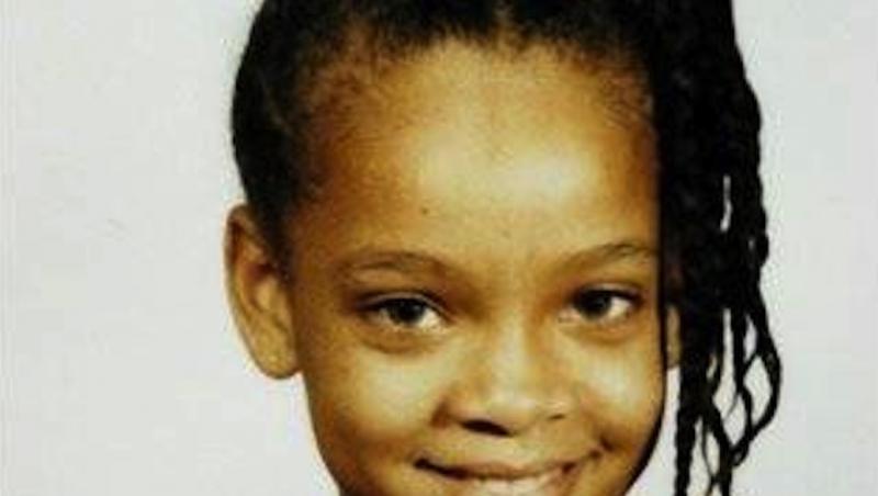 Rihanna, poveste de viaţă tristă. Abuzurile la care a fost supusă în copilărie încă îi 
