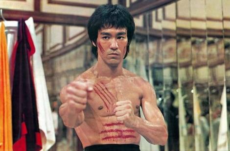 Vestea anului 2017 în film! O producție cu regele artelor marțiale, Bruce Lee, va apărea pe marile ecrane!