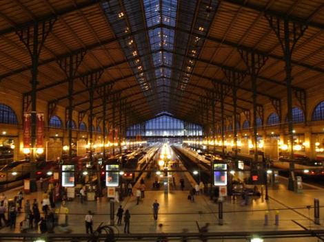 Gara de Nord din Paris a fost evacuată! Poliţia a căutat trei persoane "periculoase"