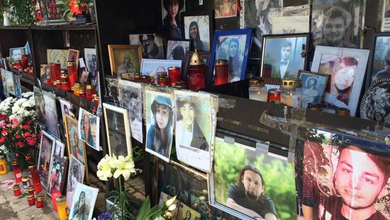 Fotografiile victimelor de la Colectiv au dispărut din altarul special amenajat în memoria celor 64 de tineri decedați: 
