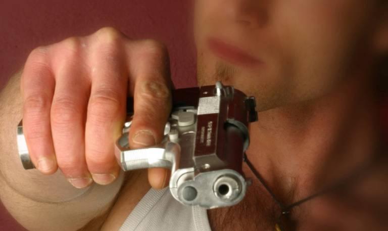 Membru al Camerei Reprezentanților și consilieri ai săi, &icirc;mpușcați pe un teren de baseball!