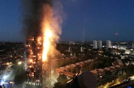 Tragedie LONDRA: Bilanţul victimelor incendiului din Grenfell Tower a ajuns la 17 morţi