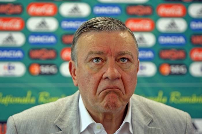 Probleme mari pentru fostul şef al FRF! Mircea Sandu, suspect &icirc;ntr-un dosar de luare de mită şi spălare de bani