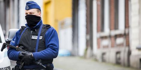 Explozie la Bruxelles! Peste 40 de români, blocați într-un restaurant