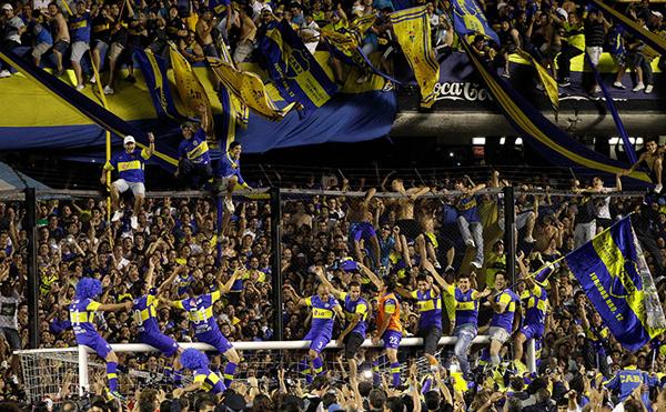 Au c&acirc;ştigat titlul fără să mai joace! Boca Juniors e pentru a 32-a oară campioana Argentinei