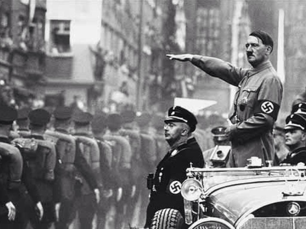 Cea mai mare comoară ascunsă de nazişti, &icirc;n Argentina, a fost descoperită. Lupe cu svastici gravate şi un dispozitiv pentru măsurarea craniului, &icirc;ntr-o casă din Buenos Aires