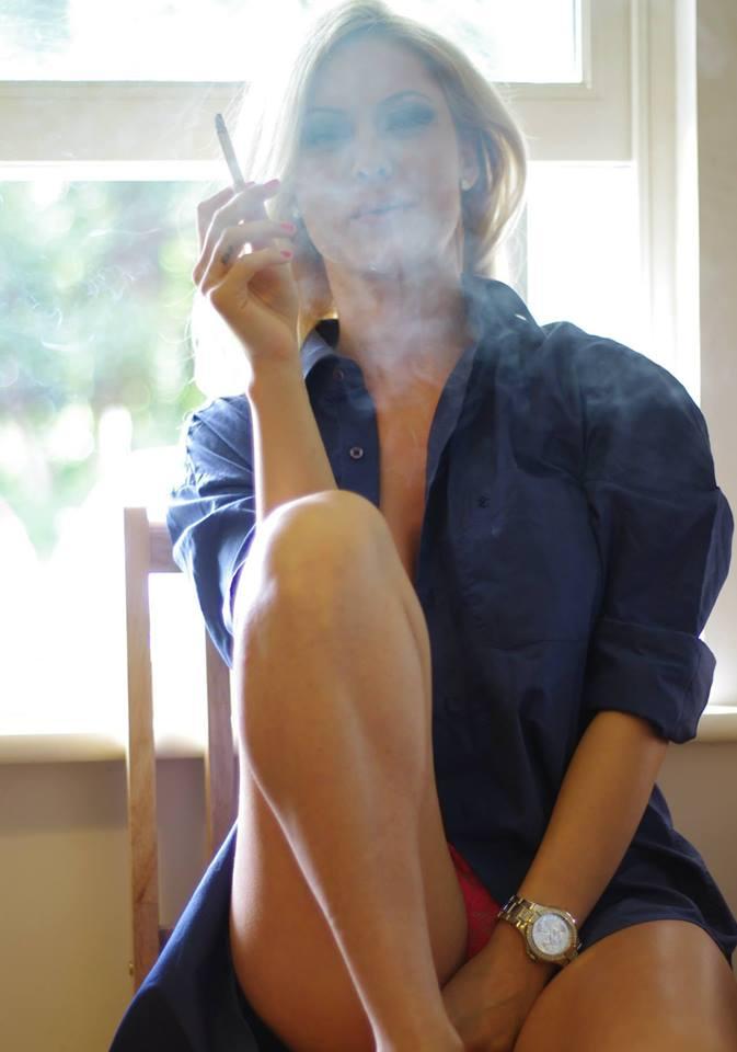 Ispita Nicoleta, plină de haz! &bdquo;Mironosițele se pun pe pl&acirc;ns &icirc;n fata foștilor să le primească &icirc;napoi pe motiv că și-au dat seama ce au pierdut!&rdquo;