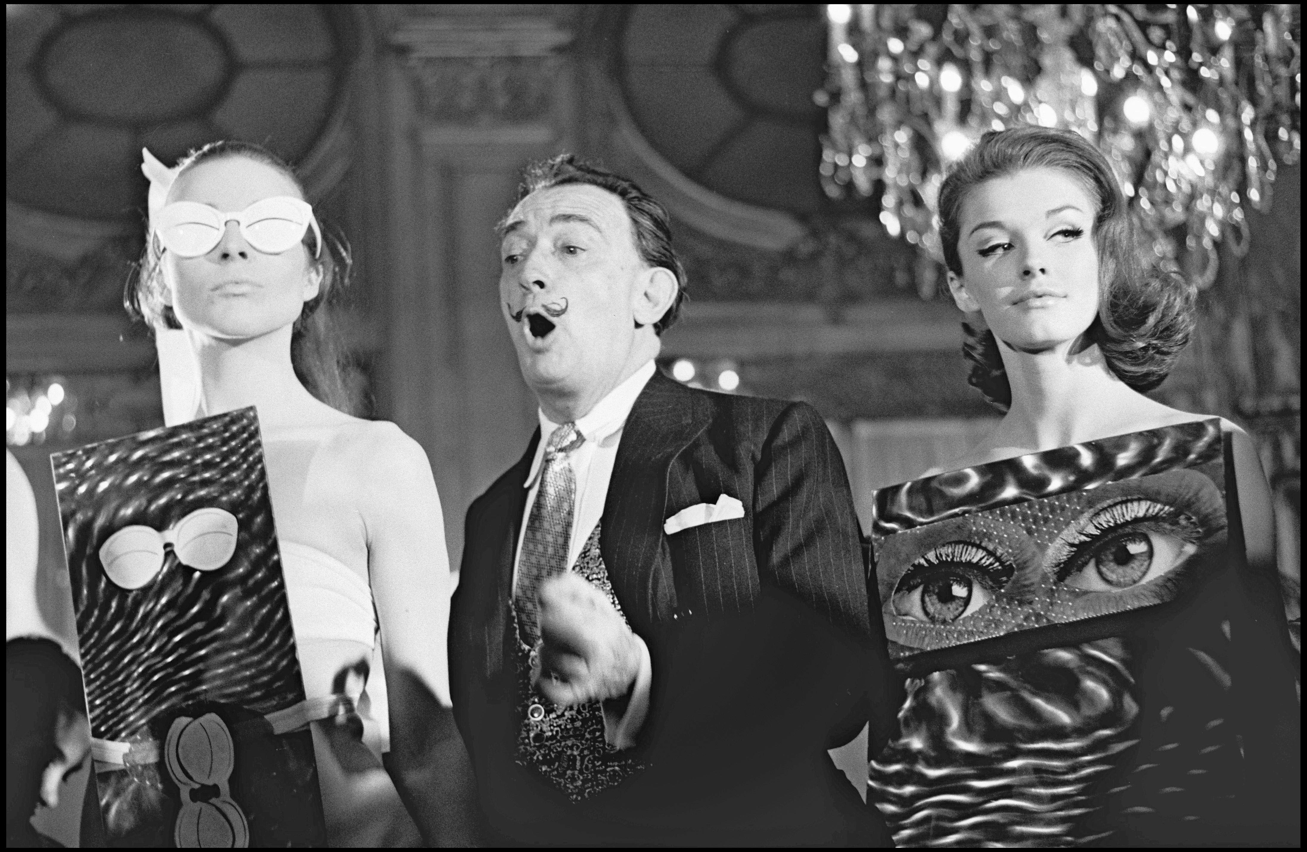 Va fi deshumat Salvador Dali la 28 de ani de la moartea sa?