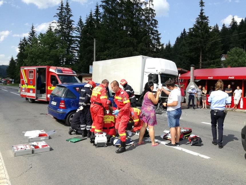 Copilul femeii &icirc;nsărcinate &icirc;n şapte luni care şi-a pierdut viaţa &icirc;n accidentul din Predeal nu a mai putut fi salvat