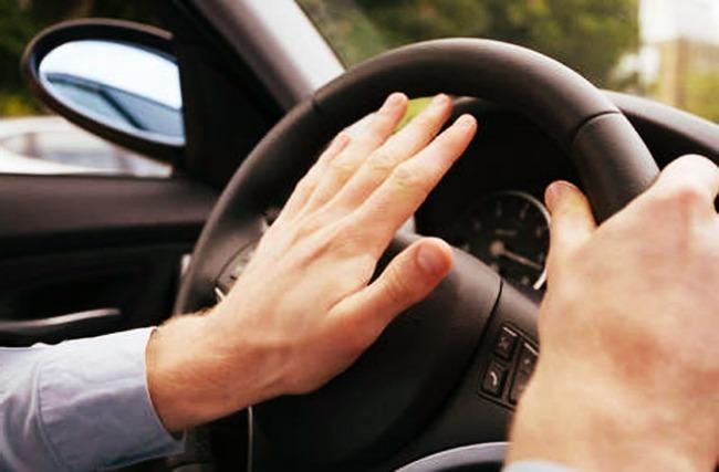 S-a găsit claxonul perfect: nu stresează pe nimeni și poate fi folosit fără să creeze disconfort! Trebuie să auzi cum sună acesta!