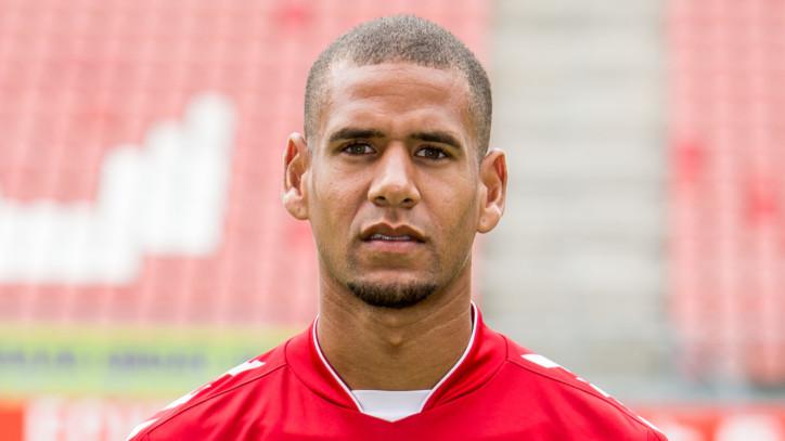 Un fotbalist de la Utrecht a ajuns de urgenţă la spital! La un pas de tragedie, după ce a fost lovit de un scuter