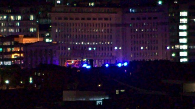 Londra sub teroare. Mai multe persoane rănite și cel puțin un mort &icirc;ntr-o serie de atacuri  produse &icirc;n capitala Angliei