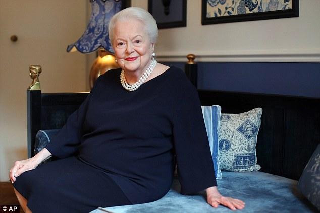 Zi de naștere cu scandal! La &icirc;mplinirea v&acirc;rstei de 101 ani, Olivia de Havilland a dat &icirc;n judecată o rețea de televiziune!