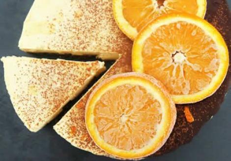 Deliciul verii! "Orange cheesecake raw vegan" este o variantă sănătoasă şi perfectă pentru această perioadă, gata în 30 de minute!