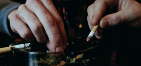 Surpriză pentru fumători! Legea s-ar putea schimba din nou: Fumatul, permis în cafenele și restaurante acolo unde nu sunt copii