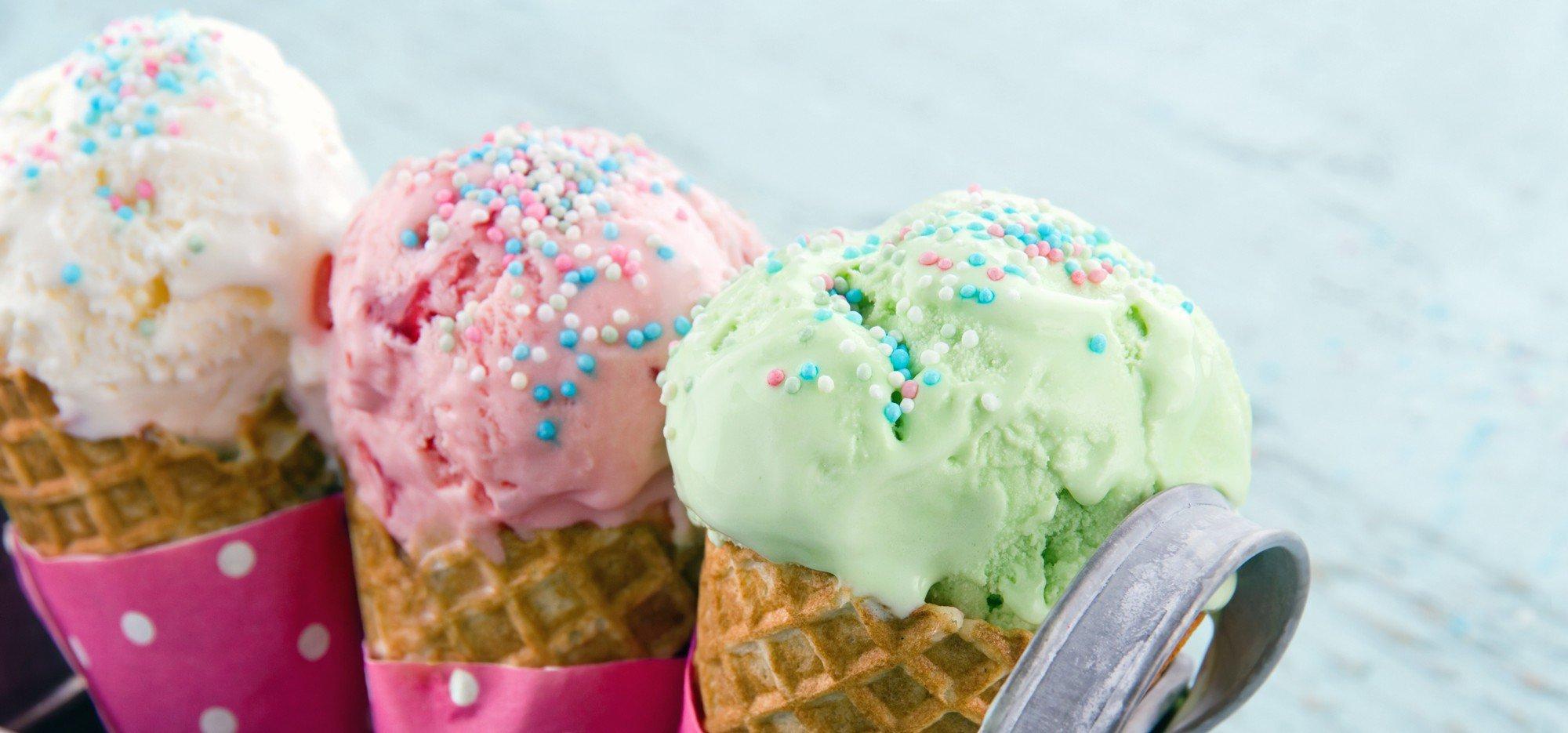 Reciclează deşeurile &icirc;ntr-un mod mai&hellip;diferit! Un producător face &icirc;ngheţată din deşeuri alimentare şi are un real succes