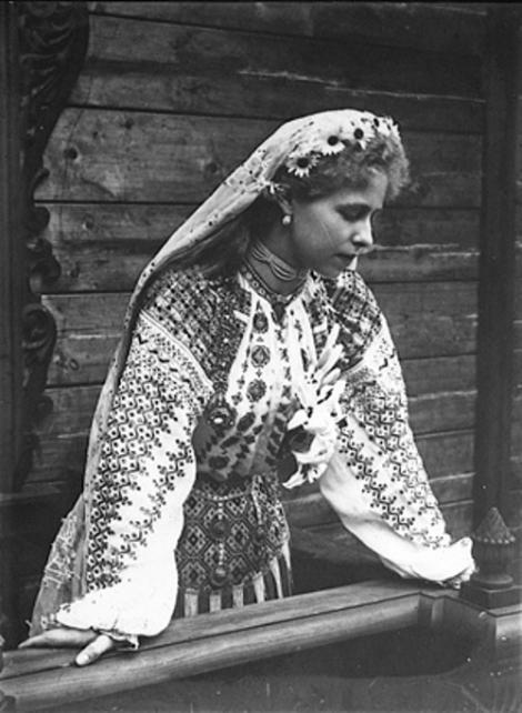 Pe 18 iulie 1938, trecea la cele veșnice Regina Maria: „Eu am ajuns la capătul drumului meu. Te binecuvântez, iubită Românie, ţara bucuriilor şi durerilor mele!”