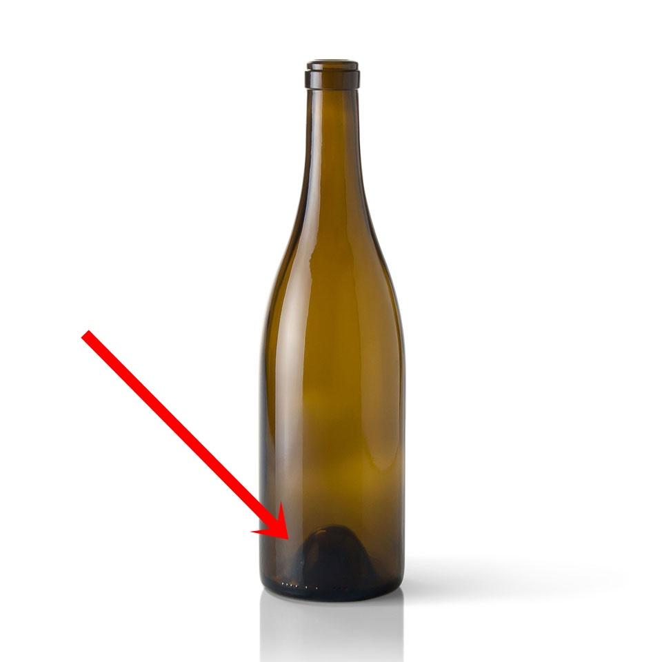 Nici prin cap nu ţi-ar fi trecut aşa ceva! La ce foloseşte, de fapt, ad&acirc;ncitura de pe fundul sticlelor de vin