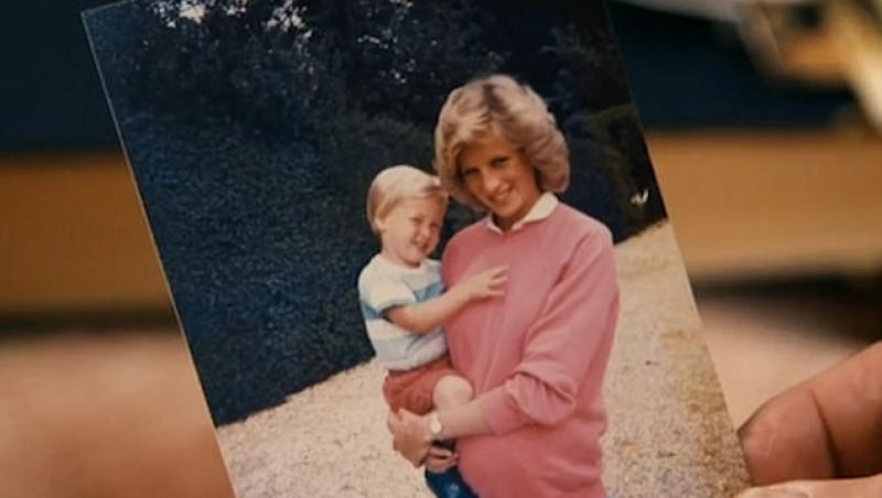 Prințesa Diana, văzută prin ochii celor doi fii: Prinții William și Harry ai Marii Britanii!  „A fost cea mai bună mamă din lume!”Un documentar impresionant!