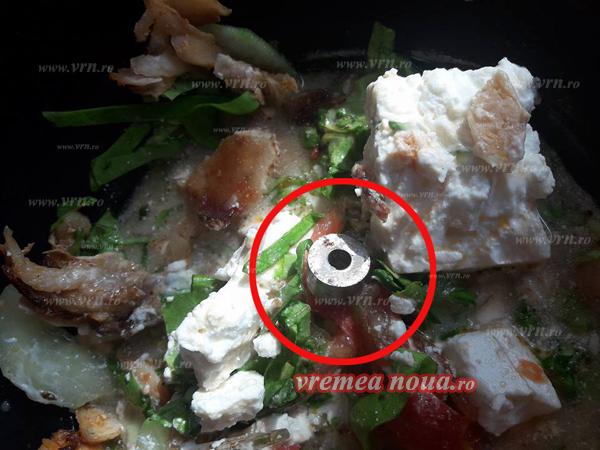 FOTO! Și-a comandat salată, dar a primit-o cu piulițe! Ce s-a &icirc;nt&acirc;mplat c&acirc;nd i-a spus chelnerului să-i schimbe m&acirc;ncarea