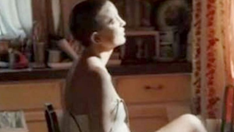 Schimbare drastică de look pentru Kate Hudson! Cum arată actriţa rasă în cap, dar şi care este motivul acestei schimbări?