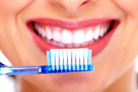 Cum să alegi cu grijă produsele de îngrijire dentară?