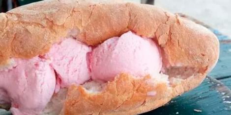Noua revelaţie a verii: Sandwich-ul cu îngheţată! Iată combinaţia în care îngheţata se mănâncă pe pâine…la propriu