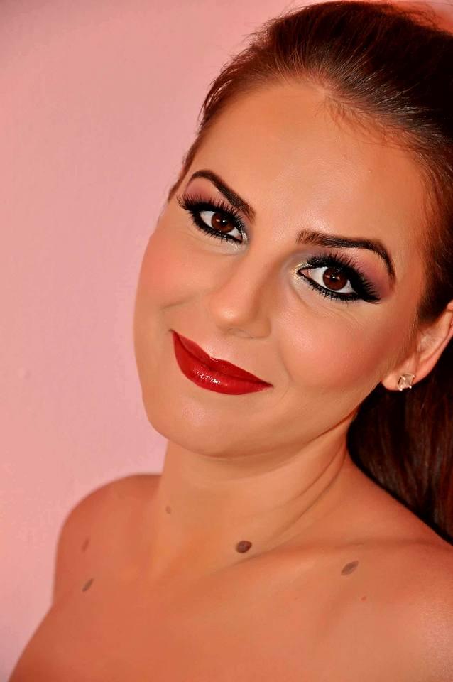 Doliu &icirc;n presa din Rom&acirc;nia. La doar 27 de ani, jurnalista Alina Mohor a murit &icirc;n somn