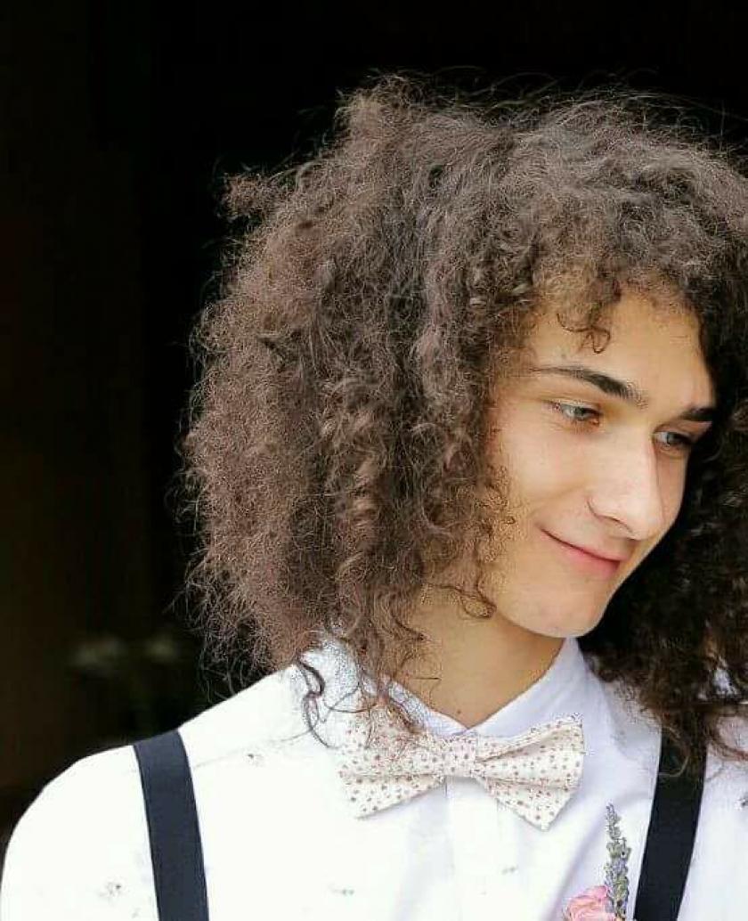 E alertă &icirc;n toată ţara: un t&acirc;năr de 19 ani, fost student la Filosofie, a dispărut fără urmă