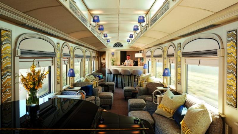 Galerie FOTO! Uite cum arată trenul ce oferă condiţii similare unui hotel de lux şi îşi poartă călătorii prin Anzi Peruvieni!