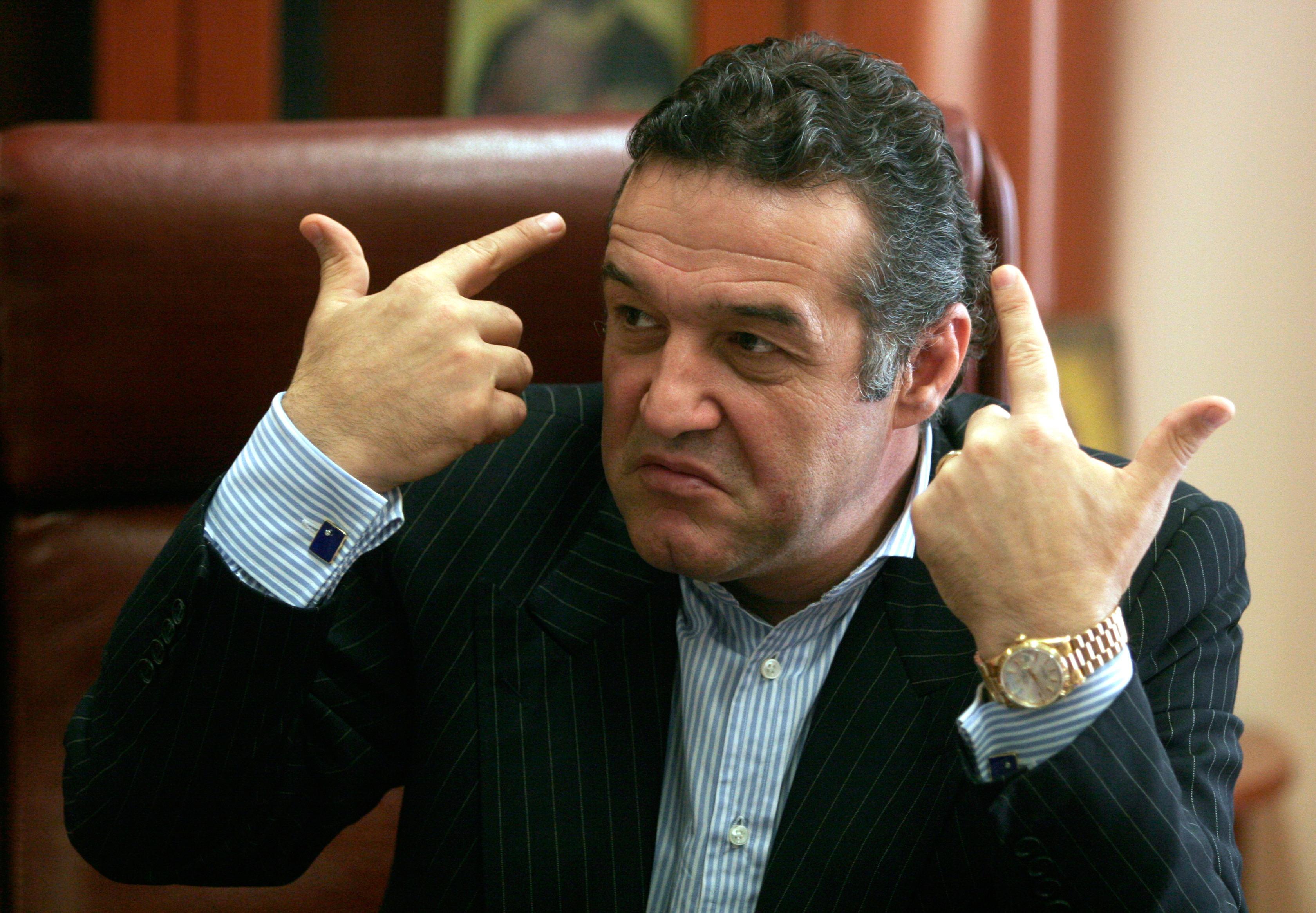Becali a făcut praf un fost jucător de la Steaua! &Icirc;i distruge orice şansă de viitor: "Hai, sănătate, că n-ai valoare"