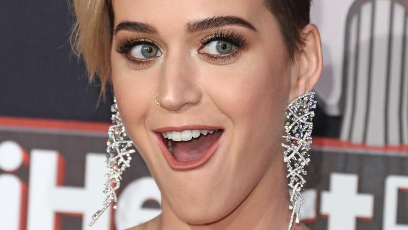Katy Perry, aspru criticată pentru o reclamă controversată în care apare: ”Vorbim despre ignoranţă absolută