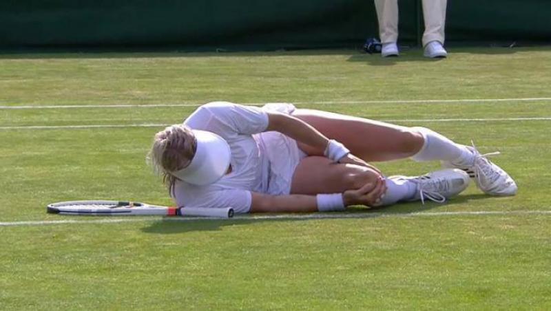 Moment ȘOCANT la Wimbledon! Bethanie Mattek-Sands, adversara Soranei, s-a accidentat grav în timpul meciului! Sorana a început să plângă, iar sportiva a fost scoasă pe targă din teren