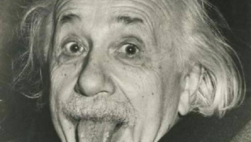 Cel mai mare OM al lumii şi cea mai cunoscută fotografie! Povestea din spatele imaginii “Einstein cel ghiduş”: “Exasperat de fotografi, fizicianul nu a mai rezistat”
