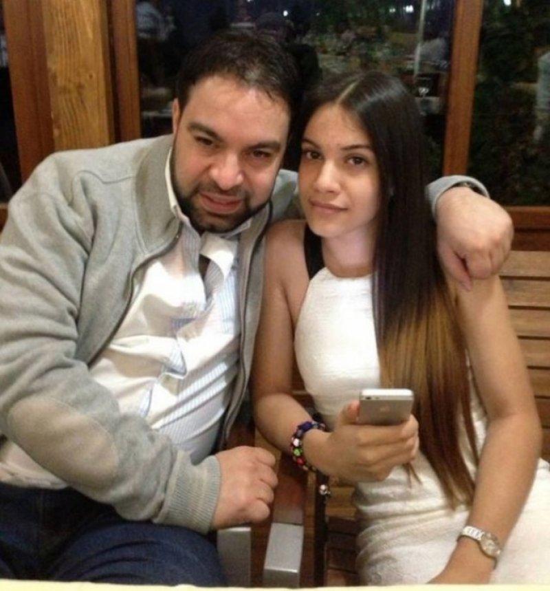 Betty Salam, &icirc;ncurajată de fanii tatălui ei, după ce artistul a suferit un infarct: &bdquo;Ai talentul de la Dumnezeu, să fii sănătoasă și să-ți trăiască tăticuțul!&rdquo;