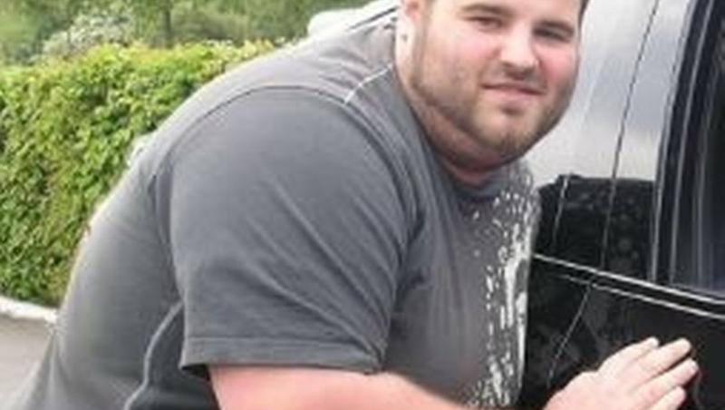 Când a aflat că e înșelat, Mike a decis să își schimbe viața! Cum arată tânărul care a slăbit 76 de kilograme și cum a reușit!