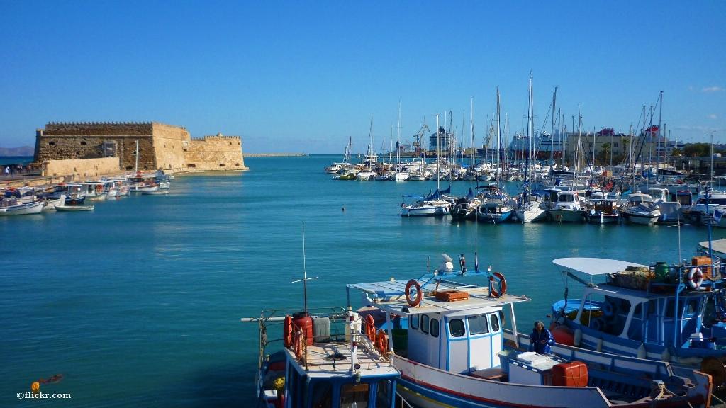 Cele mai vibrante locuri din Creta, unde să petreci pană la ivirea zorilor