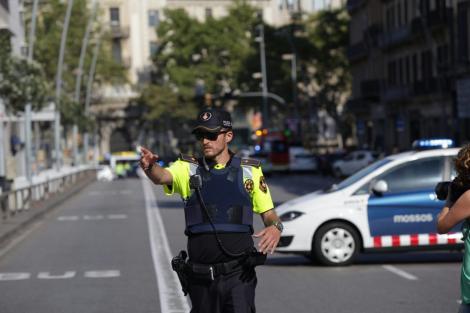 Facebook a activat o pagină specială după atacul de la Barcelona, mii de persoane postând deja mesaje prin care oferă cazare sau mâncare