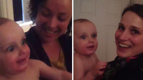 Reacția de milioane a unui bebeluș atunci când o vede pe sora geamănă a mamei sale! Râzi cu lacrimi!