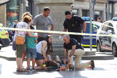 Teroare în toată lumea: 14 morți și 130 de răniți! Victimele atentatului din Barcelona sunt de 34 de naţionalităţi