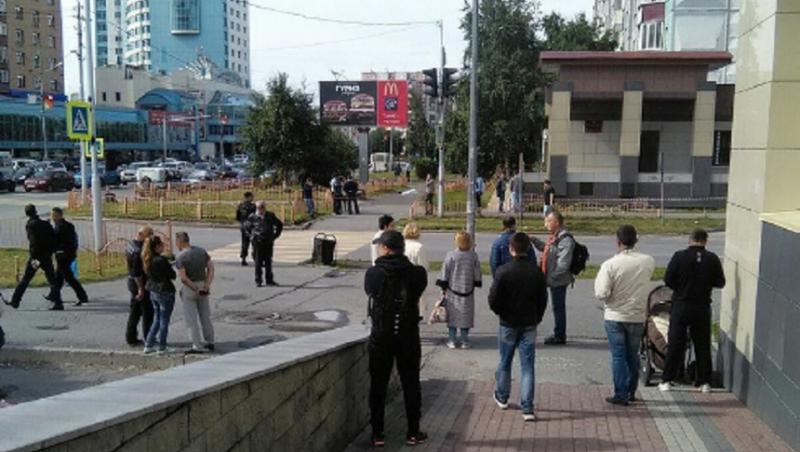 UPDATE! Rusia: ISIS a revendicat atentatul! Atac cu cuţitul în oraşul Surgut: opt persoane au fost rănite.