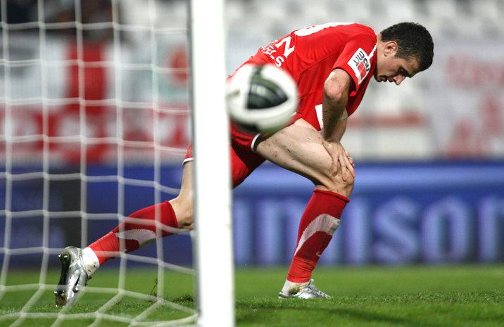 Un fotbalist cunoscut din Rom&acirc;nia a decis să se retragă la doar 29 de ani! "Gata, nu mai pot, a venit vremea să mă las"