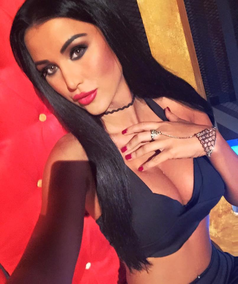 Daniela Crudu, imagini spectaculoase din locul &icirc;n care a fugit! Cum arată cuibul de nebunii al focoasei brunete