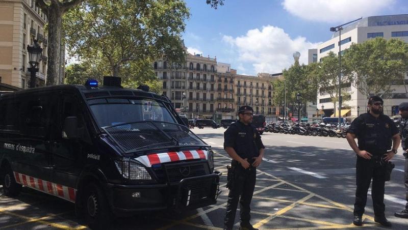 Alertă maximă în Barcelona, metroul a fost închis! Poliția spaniolă a găsit un colet suspect