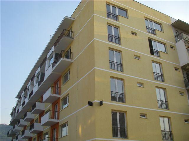 Anunț fabulos! Aşa ceva nu aţi mai auzit! Un rom&acirc;n oferă gratuit un apartament cu două camere. Care sunt condiţiile