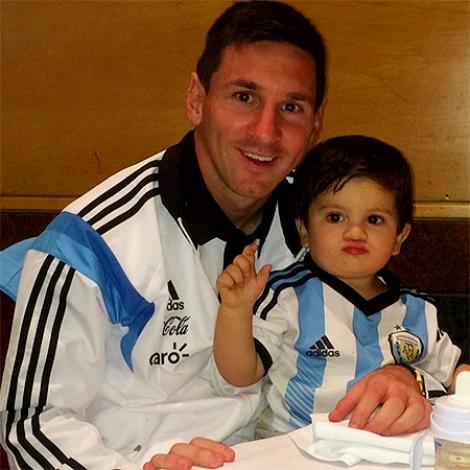 Anunț &icirc;n lumea celebrităților! Fotbalistul Lionel Messi va fi tată pentru a treia oară