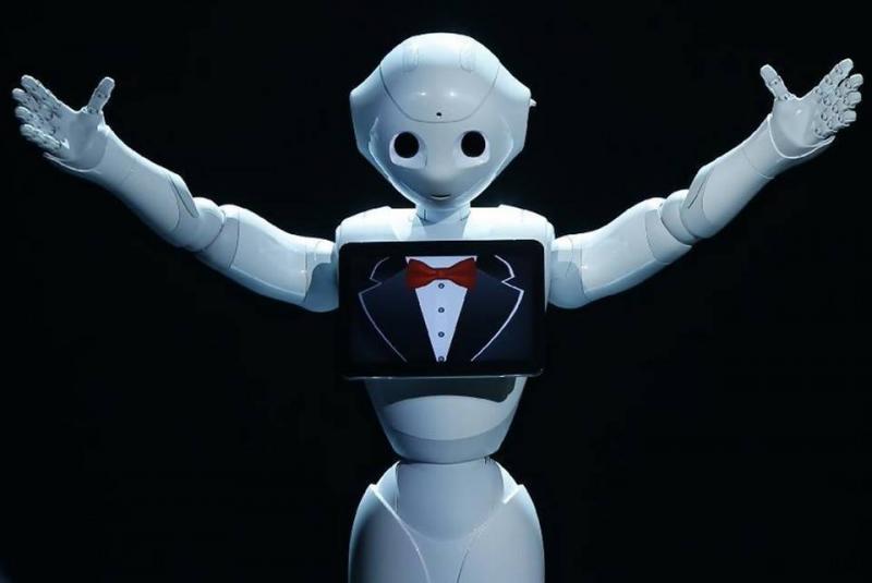 Robot, programat să fie călugăr budist. Ține slujbe de &icirc;nmorm&acirc;ntare de aproape 5 ori mai ieftine dec&acirc;t cele oficiate de "preoții umani"