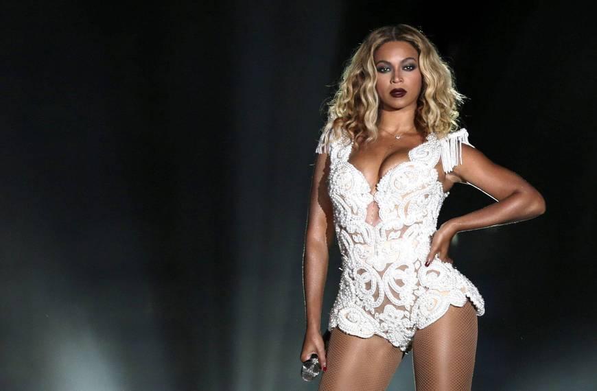 Beyonce ar putea bate palma pentru "James Bond". Tema muzicală a celui de-al 25 film al celebrei serii, &icirc;n m&acirc;inile artistei: &rdquo;Adele i-a povestit că ei i-a adus o creştere pe plan profesional"