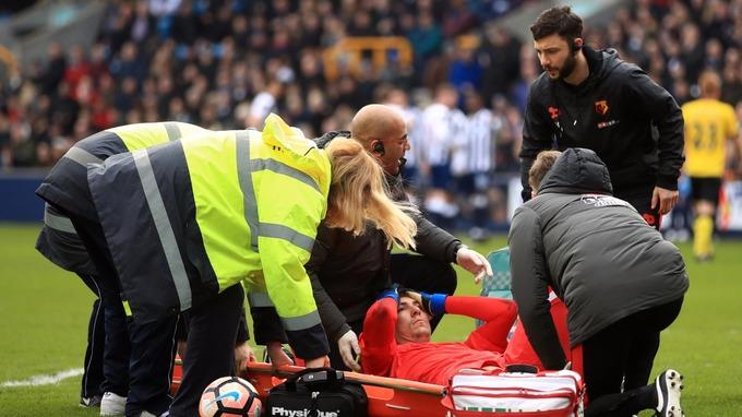 Costel Pantilimon e dorit de o altă formaţie din Premier League! Postura de care nu mai scapă niciodată