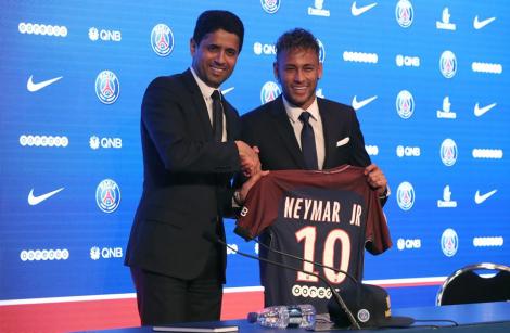 Neymar a fost prezentat oficial la PSG şi a lămurit "scandalul" cu Messi: "E fratele şi idolul meu, n-am plecat din cauza lui"